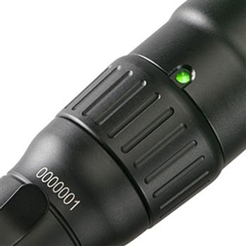 Pelican™ 7600 Tactical Flashlight battery charge indicator